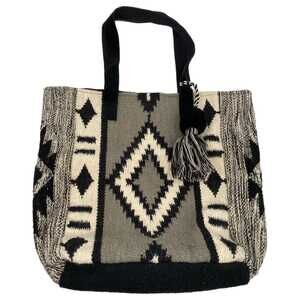 Chloe & Lex Black Cream Woven Wool Blend Tote | Women’s OS